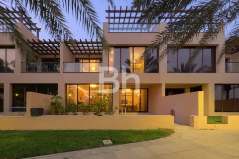 تاون هاوس في Jumeirah Islands, دبي 4 غرف نوم, 198 م² رقم 57647 - صورة 12