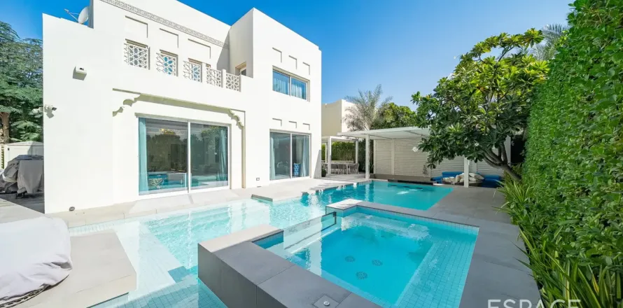 Villa à Arabian Ranches, Dubai, 5 chambres, 418 m², № 122533