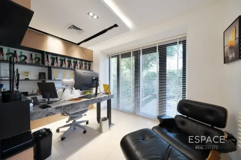 Villa à Arabian Ranches, Dubai, 5 chambres, 418 m², № 122533 - photo 12