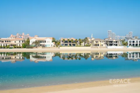 Villa in Palm Jumeirah, Dubai 5 bedrooms, 595 sq.m. № 122531 - photo 19