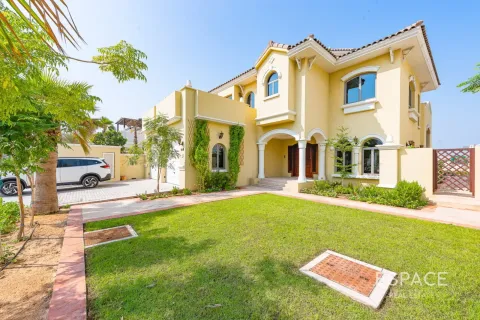 Villa in Palm Jumeirah, Dubai 4 bedrooms, 465 sq.m. № 122530 - photo 19