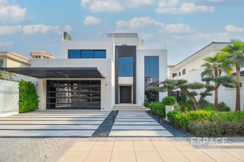 Villa in Palm Jumeirah, Dubai 5 bedrooms, 627 sq.m. № 122535