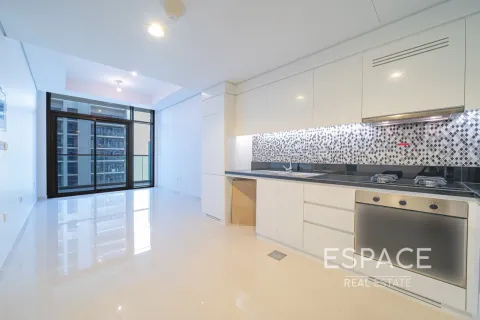 Apartamento en Business Bay, Dubai, 1 dormitorio, 50 m², № 122534 - foto 13