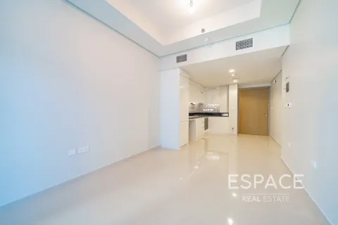 Apartamento en Business Bay, Dubai, 1 dormitorio, 50 m², № 122534 - foto 4