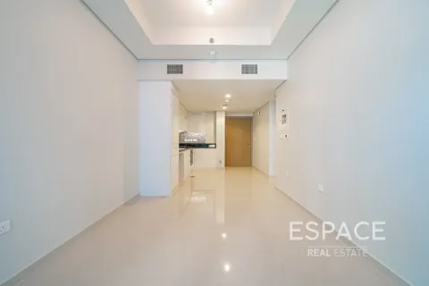 Apartamento en Business Bay, Dubai, 1 dormitorio, 50 m², № 122534 - foto 3
