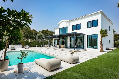 Villa in Jumeirah Islands, Dubai 5 bedrooms, 571 sq.m. № 135281 - photo 11