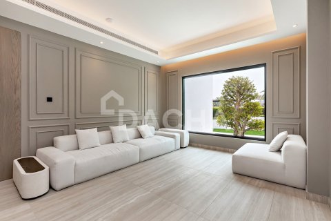 Villa in Jumeirah Islands, Dubai 5 bedrooms, 571 sq.m. № 135281 - photo 27