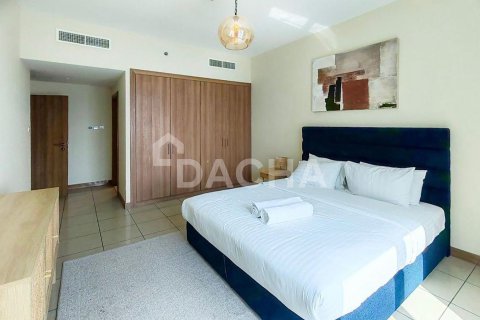 Apartment in Marina Promenade, Dubai Marina, Dubai 3 bedrooms, 140 sq.m. № 105077 - photo 13
