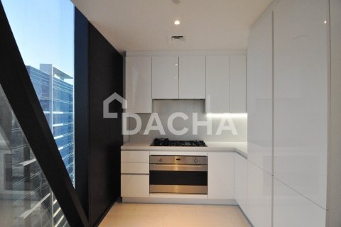 Apartment in Marquise Square Tower, Business Bay, Dubai 3 bedrooms, 194 sq.m. № 105081 - photo 17