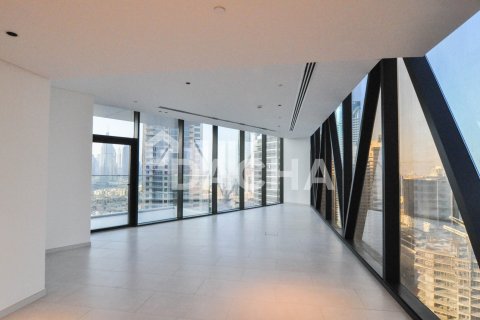 Apartment in Marquise Square Tower, Business Bay, Dubai 3 bedrooms, 194 sq.m. № 105081 - photo 6