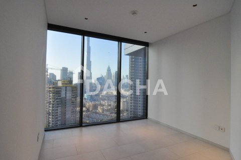 Apartment in Marquise Square Tower, Business Bay, Dubai 3 bedrooms, 194 sq.m. № 105081 - photo 16