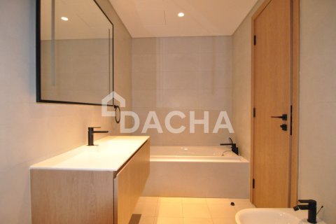 Apartment in Marquise Square Tower, Business Bay, Dubai 3 bedrooms, 194 sq.m. № 105081 - photo 13