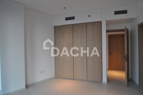 Apartment in Marquise Square Tower, Business Bay, Dubai 3 bedrooms, 194 sq.m. № 105081 - photo 2