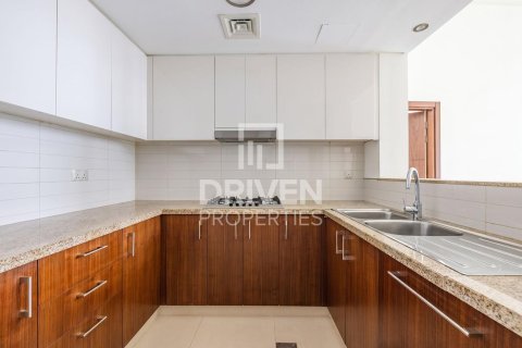 Apartment in Burj Vista, Downtown Dubai (Downtown Burj Dubai), Dubai 2 bedrooms, 124.3 sq.m. № 140415 - photo 4