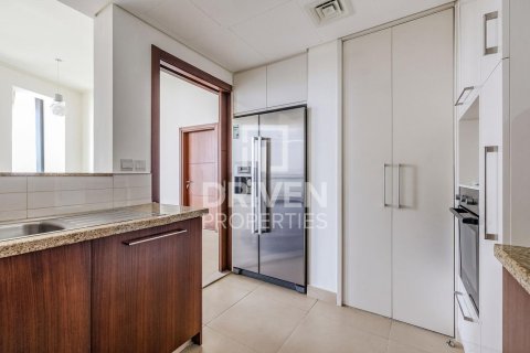 Apartment in Burj Vista, Downtown Dubai (Downtown Burj Dubai), Dubai 2 bedrooms, 124.3 sq.m. № 140415 - photo 5