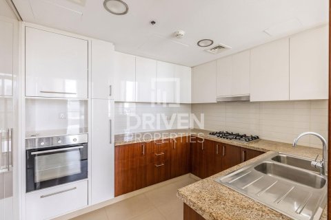 Apartment in Burj Vista, Downtown Dubai (Downtown Burj Dubai), Dubai 2 bedrooms, 124.3 sq.m. № 140415 - photo 3