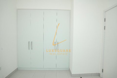 Снять в аренду виллу в EMAAR South, Dubai South (Dubai World Central), Дубай: 3 спальни, 130м², № 83792 - фото 18