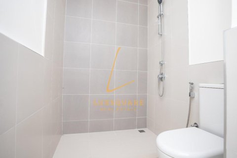 Снять в аренду виллу в EMAAR South, Dubai South (Dubai World Central), Дубай: 3 спальни, 130м², № 83792 - фото 19