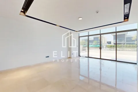 Villa en Golf Place, Dubai Hills Estate, Dubai, 4 dormitorios, 691 m², № 121541 - foto 6