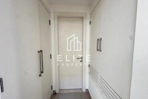 Villa en Dubai Hills Estate, Dubai, 4 dormitorios, 228 m², № 121542 - foto 5
