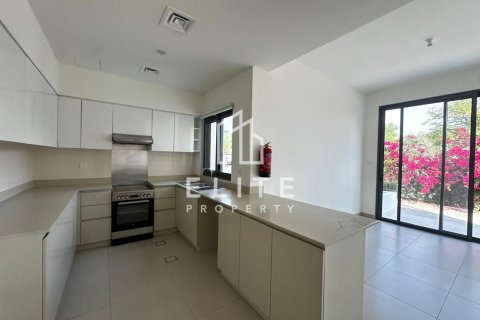 Villa en Dubai Hills Estate, Dubai, 4 dormitorios, 228 m², № 121542 - foto 2