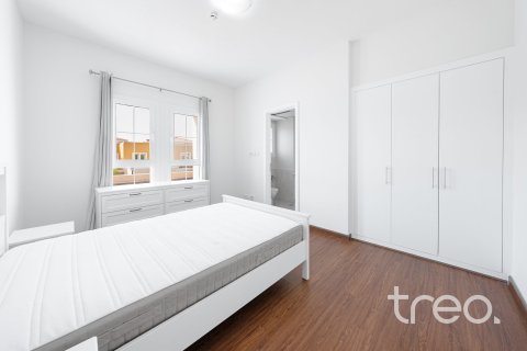 Снять в аренду виллу в Арабиан Ранчес, Дубай: 2 спальни, 165.46м², № 119983 - фото 11