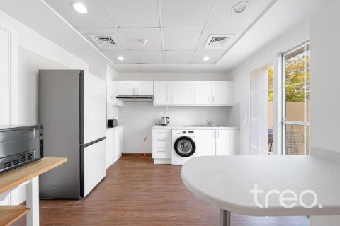 Снять в аренду виллу в Арабиан Ранчес, Дубай: 2 спальни, 165.46м², № 119983 - фото 20