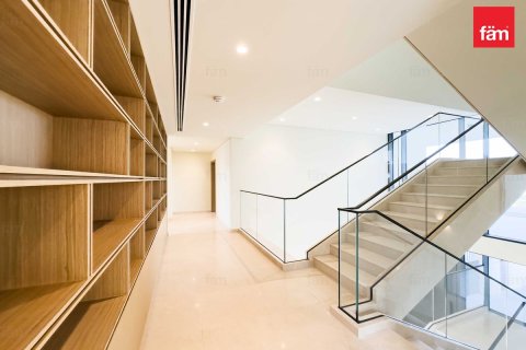 Villa in Dubai Hills Estate, Dubai 5 bedrooms, 649 sq.m. № 123459 - photo 5