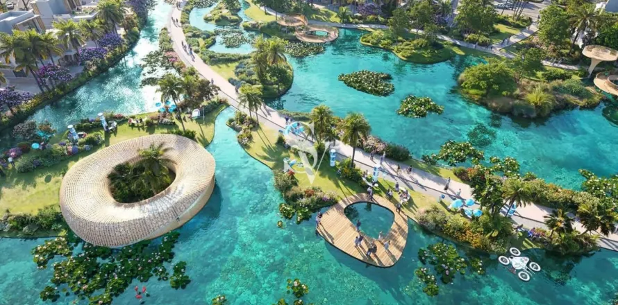 Adosado en Dubai Land, Dubai, 5 dormitorios, 144 m², № 121859
