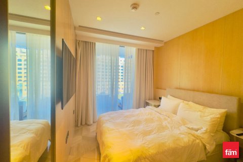 Apartment in Palm Jumeirah, Dubai 3 bedrooms, 216 sq.m. № 77102 - photo 7