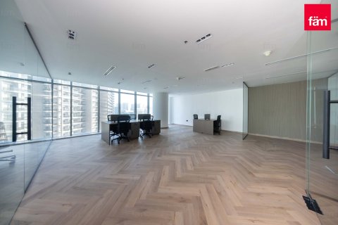 Bureau à Business Bay, Dubai, 107.6 m², № 77105 - photo 7