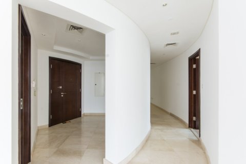 Apartment in Dubai Marina, Dubai 3 bedrooms, 336 sq.m. № 97025 - photo 7