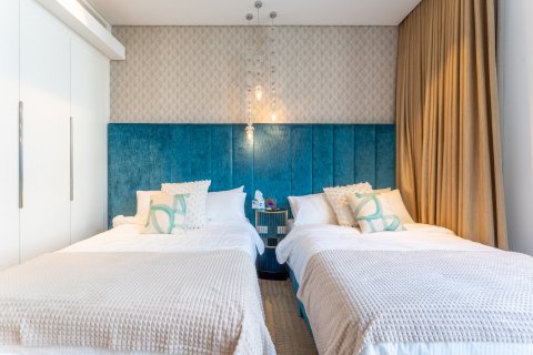 Apartment in Dubai Marina, Dubai 1 bedroom, 105 sq.m. № 97038 - photo 18