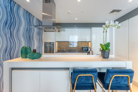 Apartment in Dubai Marina, Dubai 1 bedroom, 105 sq.m. № 97038 - photo 2