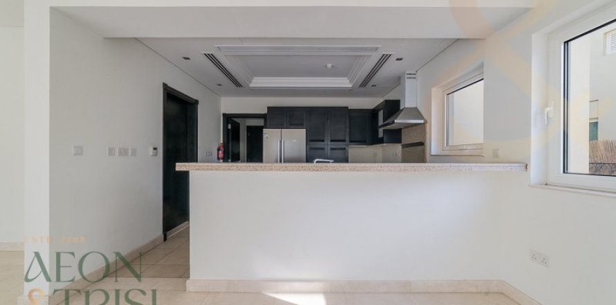 Вилла в North Village, Al Furjan, Дубай, 4 спальни, 600м², № 60849