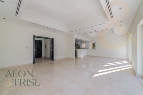 Купить виллу в North Village, Al Furjan, Дубай: 4 спальни, 600м², № 60849 - фото 4