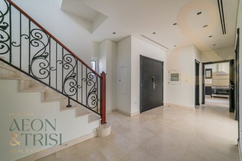 Купить виллу в North Village, Al Furjan, Дубай: 4 спальни, 600м², № 60849 - фото 5