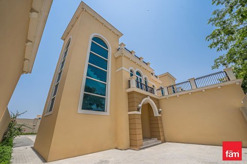 فيلا في دبي 4 غرف نوم, 509.9 م² رقم 53072 - صورة 1