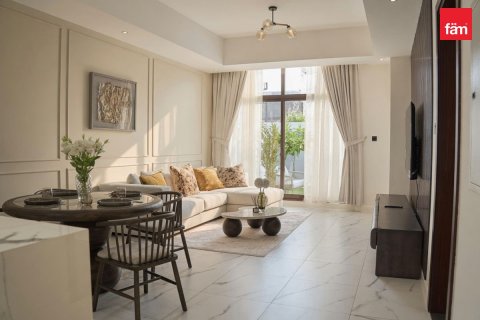 Adosado en Dubai, 4 dormitorios, 187.2 m², № 137570