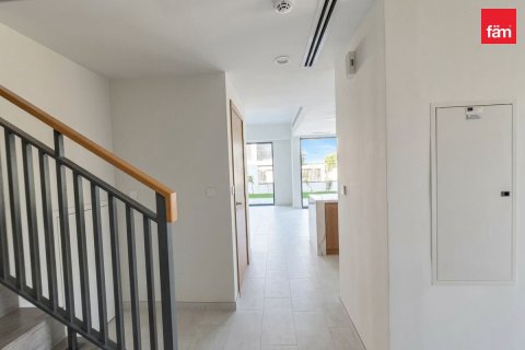 Townhouse in Dubai 4 bedrooms, 242.5 sq.m. № 137568 - photo 12