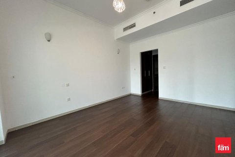 Купить квартиру в Дубай Марине, Дубай: 3 спальни, 161.2м², № 84863 - фото 2