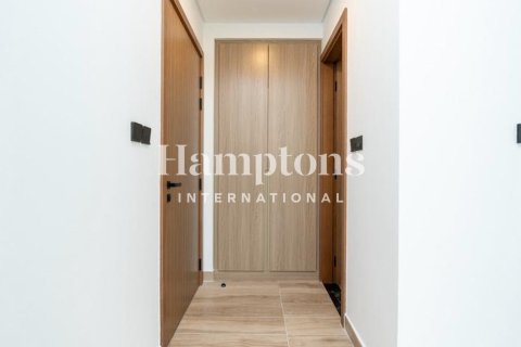 Снять в аренду квартиру в Дубай Студио-Сити, Дубай: 1 спальня, 64.49976581м², № 90945 - фото 4