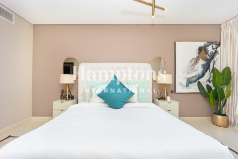 Снять в аренду квартиру в FIVE Palm Jumeirah, Пальма Джумейра, Дубай: 2 спальни, 206.22979552м², № 90944 - фото 15