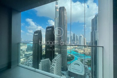 Apartamento en Downtown Dubai (Downtown Burj Dubai), Dubai, 3 dormitorios, 145.7 m², № 77329 - foto 1