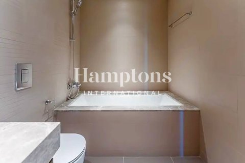 Apartamento en Dubai Harbour, Dubai, 2 dormitorios, 128.31019136 m², № 78132 - foto 11