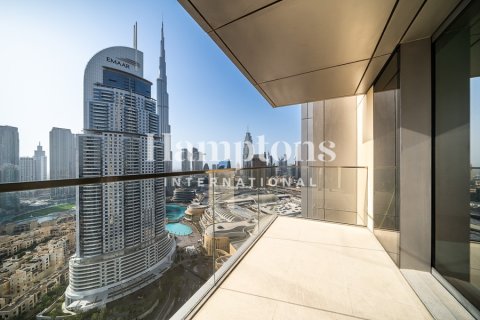 Apartment in Boulevard Point, Downtown Dubai (Downtown Burj Dubai), Dubai 2 bedrooms, 131.36484200 sq.m. № 114537 - photo 16