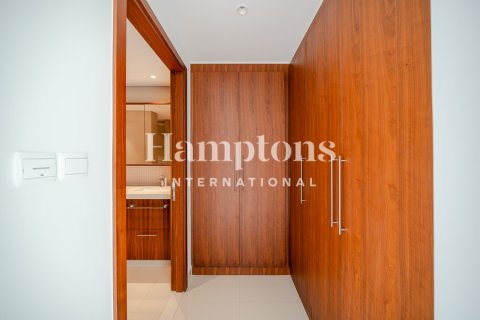 Apartment in Boulevard Point, Downtown Dubai (Downtown Burj Dubai), Dubai 2 bedrooms, 131.36484200 sq.m. № 114537 - photo 14