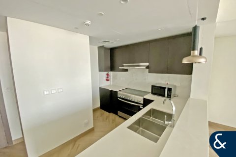 Снять в аренду квартиру в Аль-Кифафе, Дубай: 1 спальня, 88м², № 79149 - фото 2