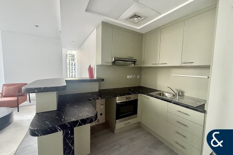 Снять в аренду квартиру в DIFC, Дубай: 2 спальни, 118м², № 79144 - фото 4