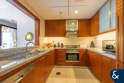 Снять в аренду квартиру в Даунтаун Дубай (Даунтаун Бурдж Дубай), Дубай: 1 спальня, 77м², № 79148 - фото 6